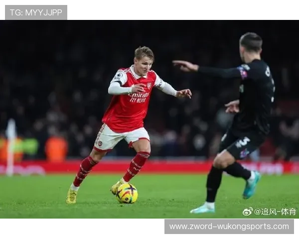 厄德高与布鲁诺费尔南德斯在传球分布下形成分散推进趋势