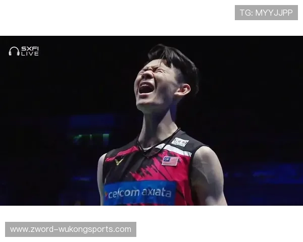 李梓嘉训练后一碗泡面全吃光，隔壁队友都惊了，这人真不简单