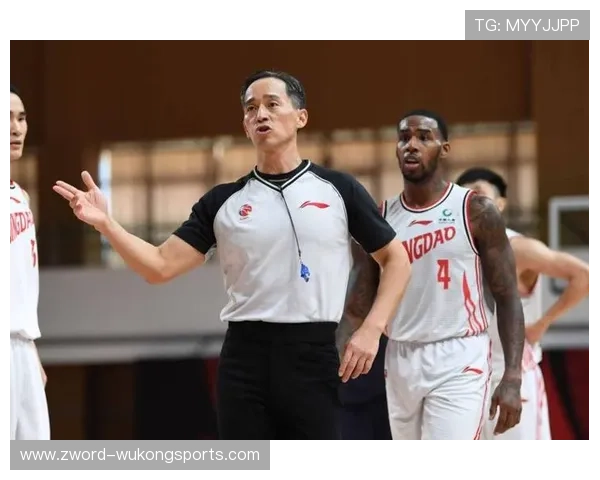 判罚标准：裁判以犯规性质与比赛影响为核心判定